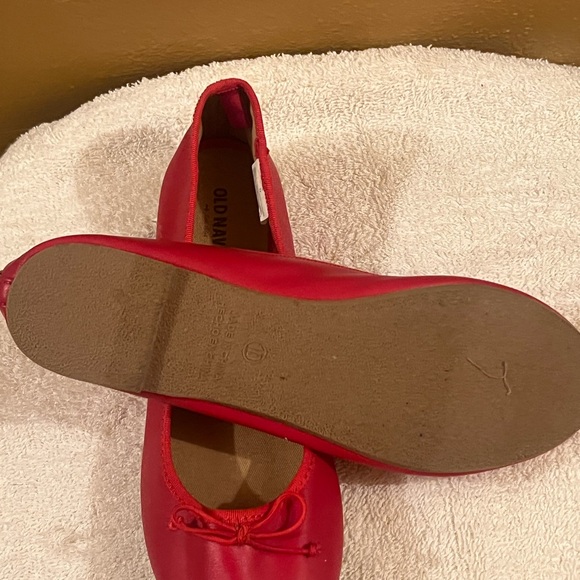 Old Navy Flats - Picture 3 of 5